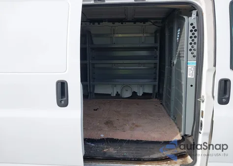 2014 Chevrolet Express 2500 Work Van z USA, uszkodzony, nr VIN 1GCWGFCAXE1159798